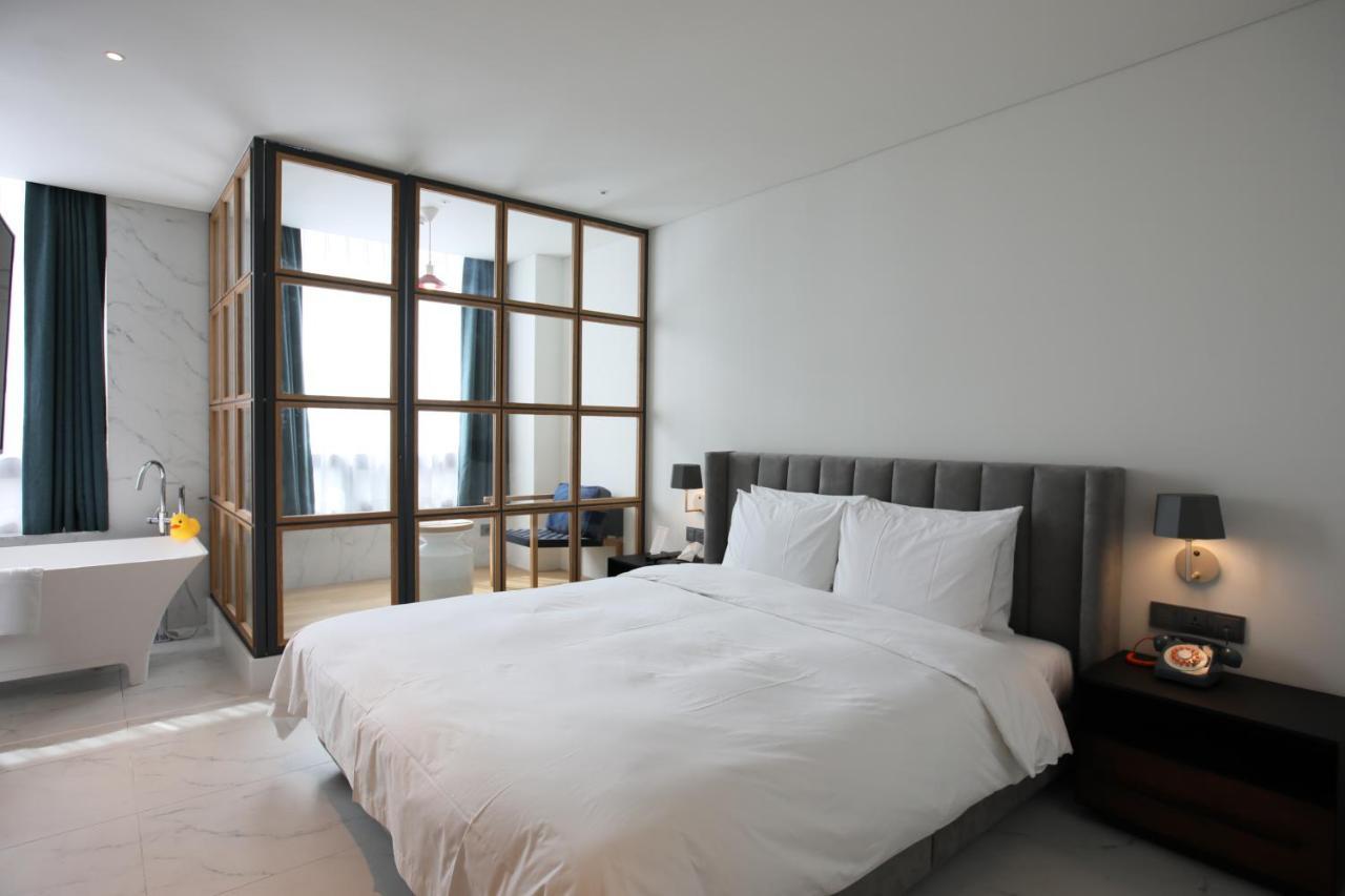 Patio 7 Hotel